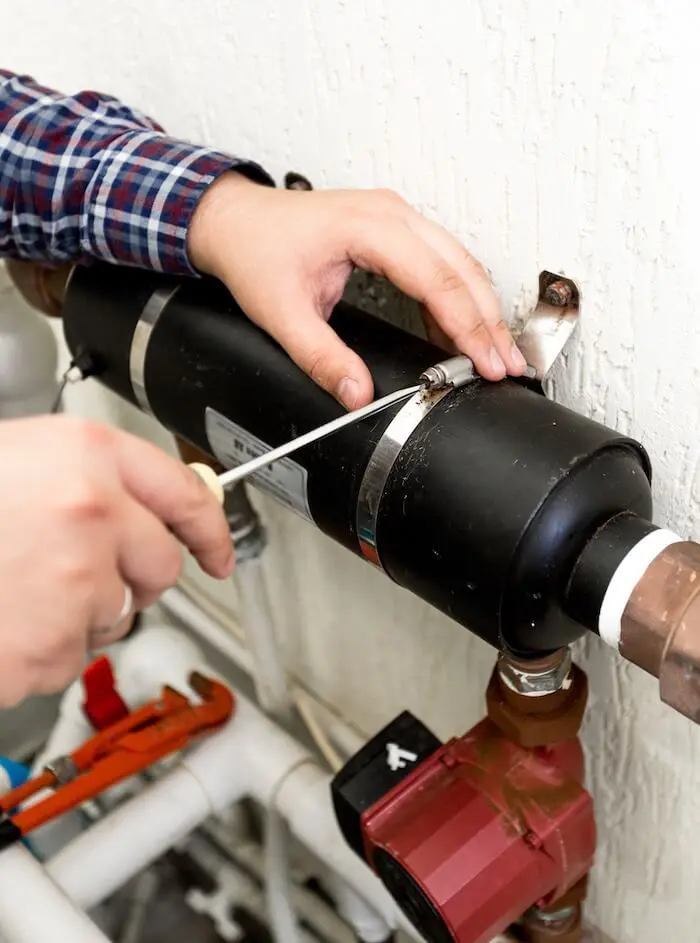 Plumber fixing pipe valve mechanism